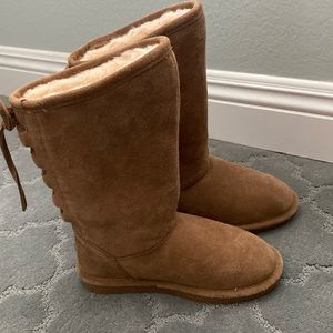 Bearpaw Brown Boots